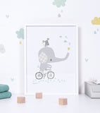 SMILE IT'S RAINING - Børneplakat - Elefant på cykel